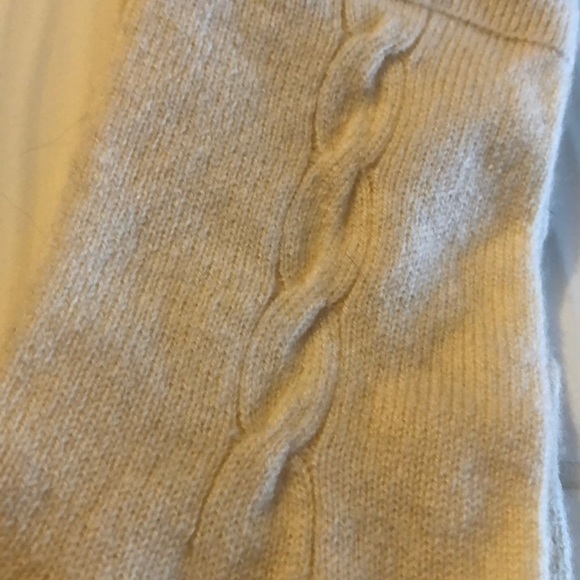 Ann Taylor cashmere gloves - Picture 2 of 6